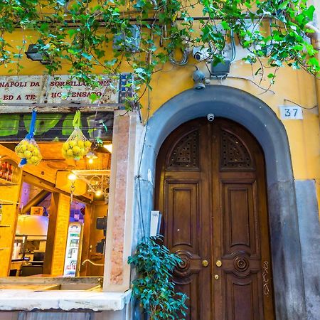 Palazzo Residenza Madre By Dimorra Otel Napoli Dış mekan fotoğraf