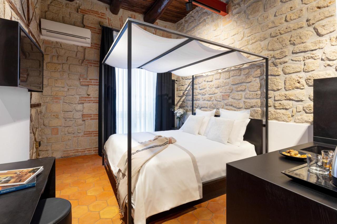Palazzo Residenza Madre By Dimorra Otel Napoli Dış mekan fotoğraf
